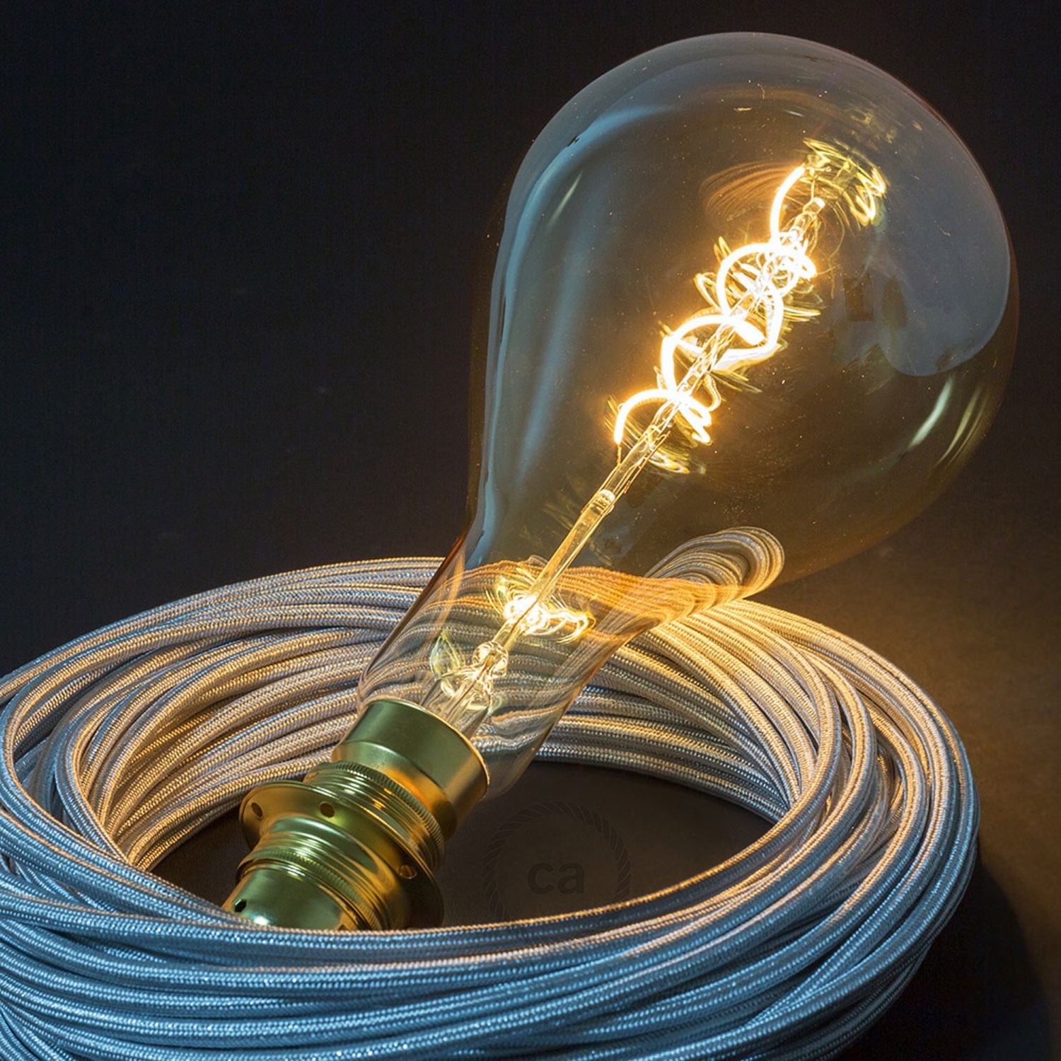 Intuition Trivial Noisy XXL LED Golden Light Bulb - Pear A165 Curved Spiral Filament - 4,5W E27  Dimmable 1800K