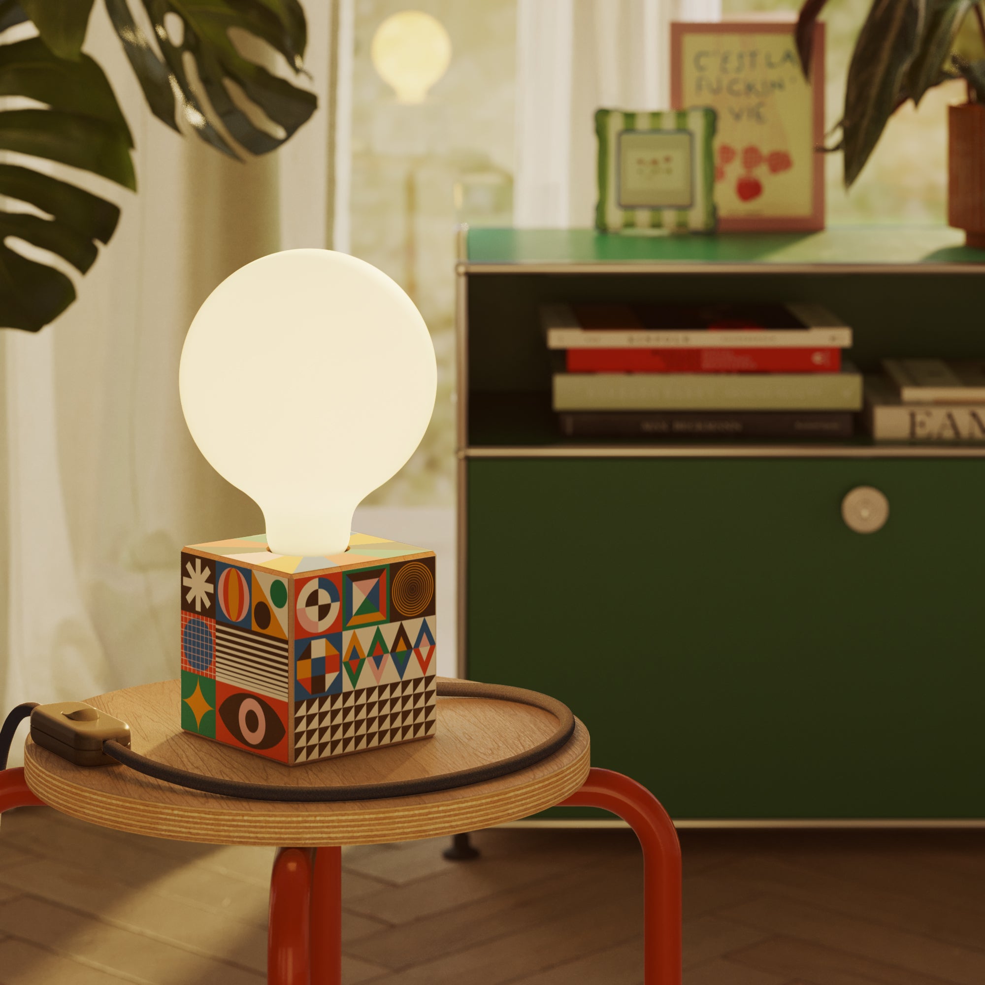 Lampada da tavolo Cubetto con lampadina globo effetto porcellana - PosterLad