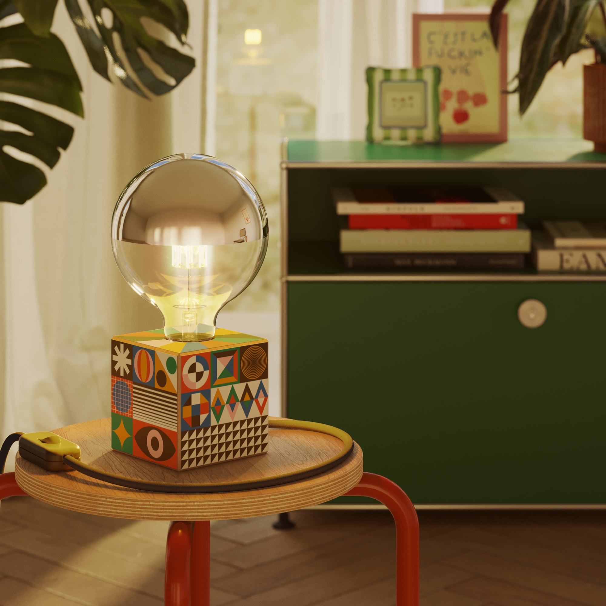 Lampada da tavolo Cubetto con lampadina globo mezza sfera argento - PosterLad