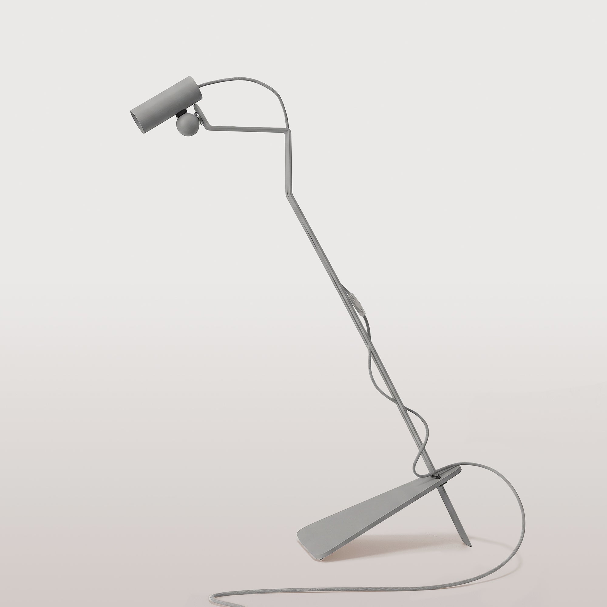 Lampada da terra inclinabile con faretto magnetico orientabile - Mario Tubo - Grigio