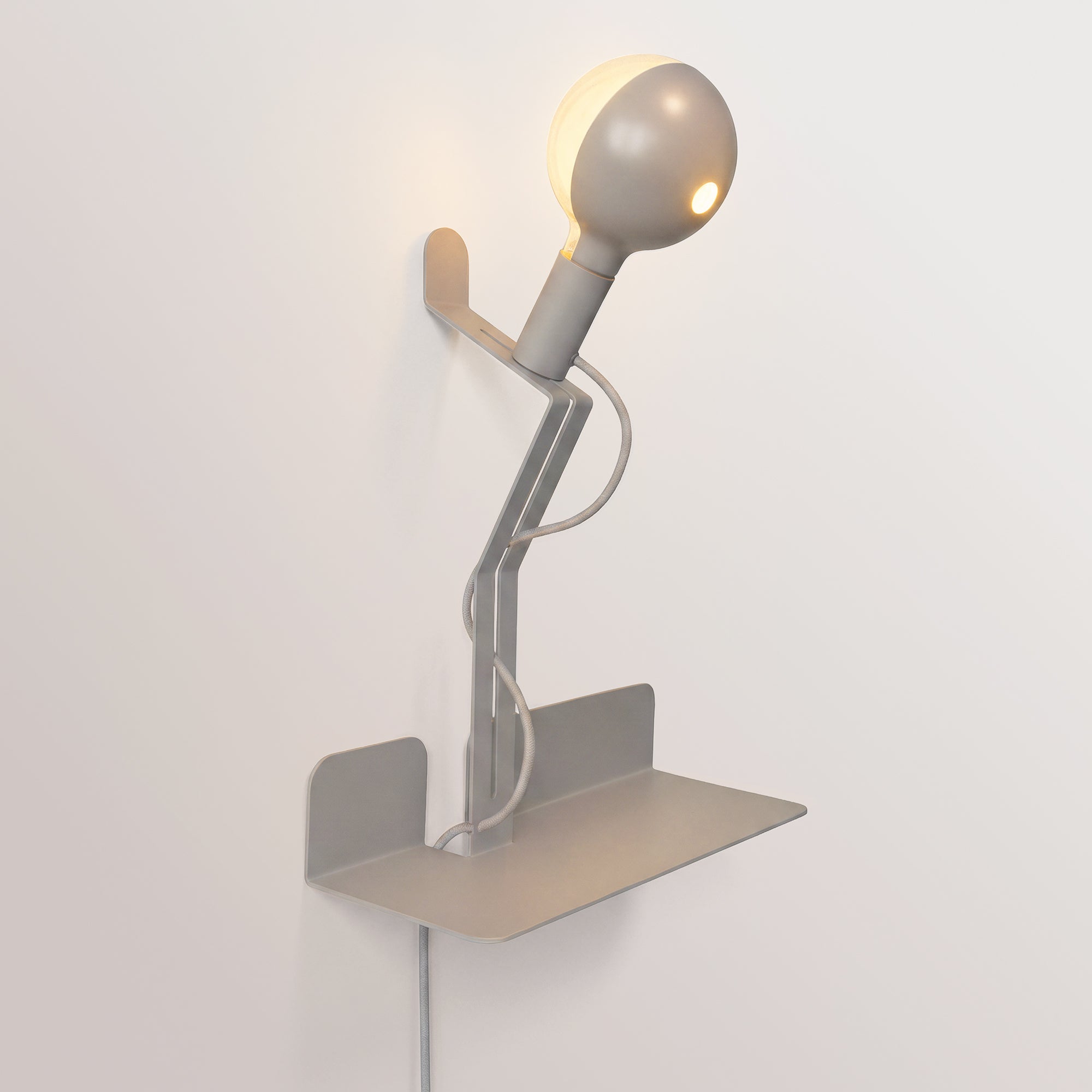 Lampada da parete con mensola e lampadina LED G125 verniciata - Murio Talia - Grigio