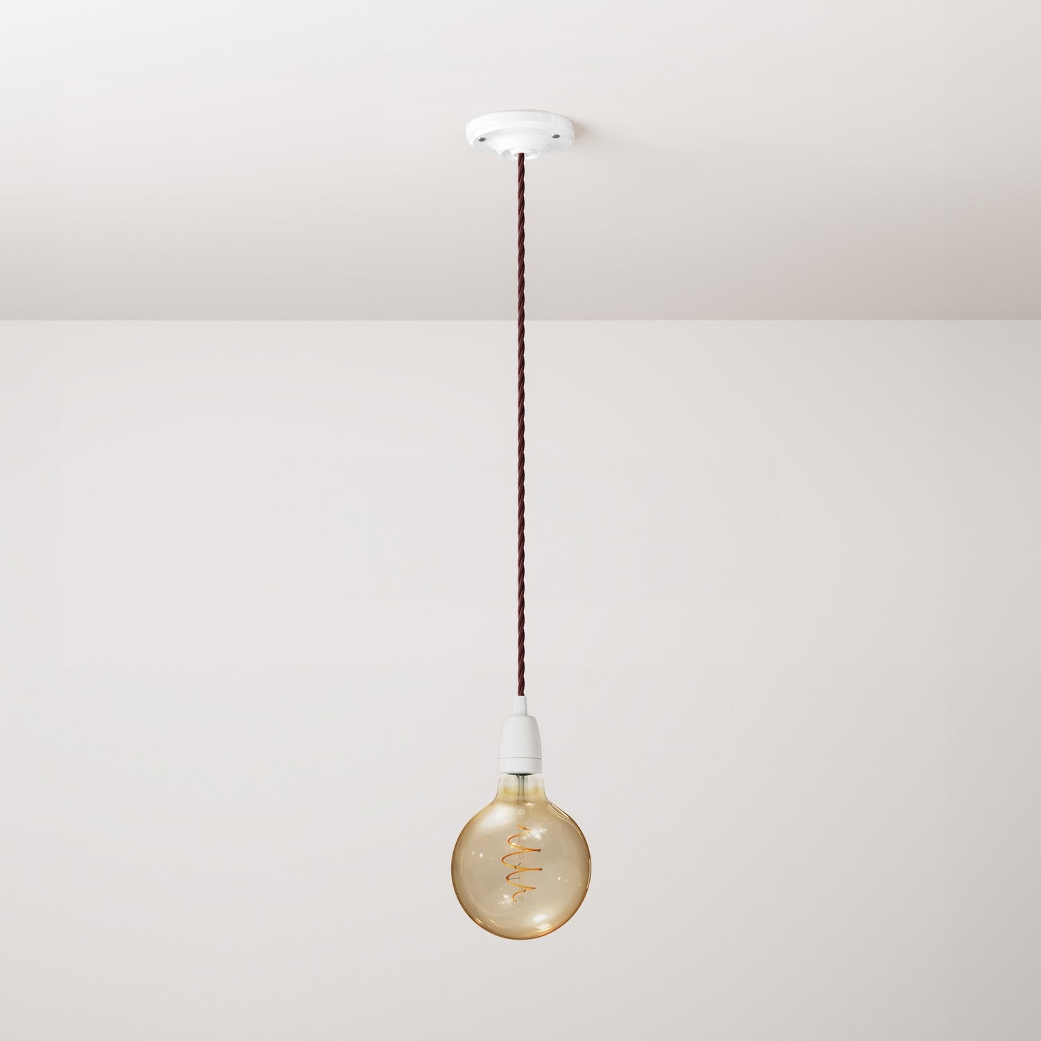 Lampada a sospensione completa di cavo tessile trecciato e finiture in porcellana - Bianco