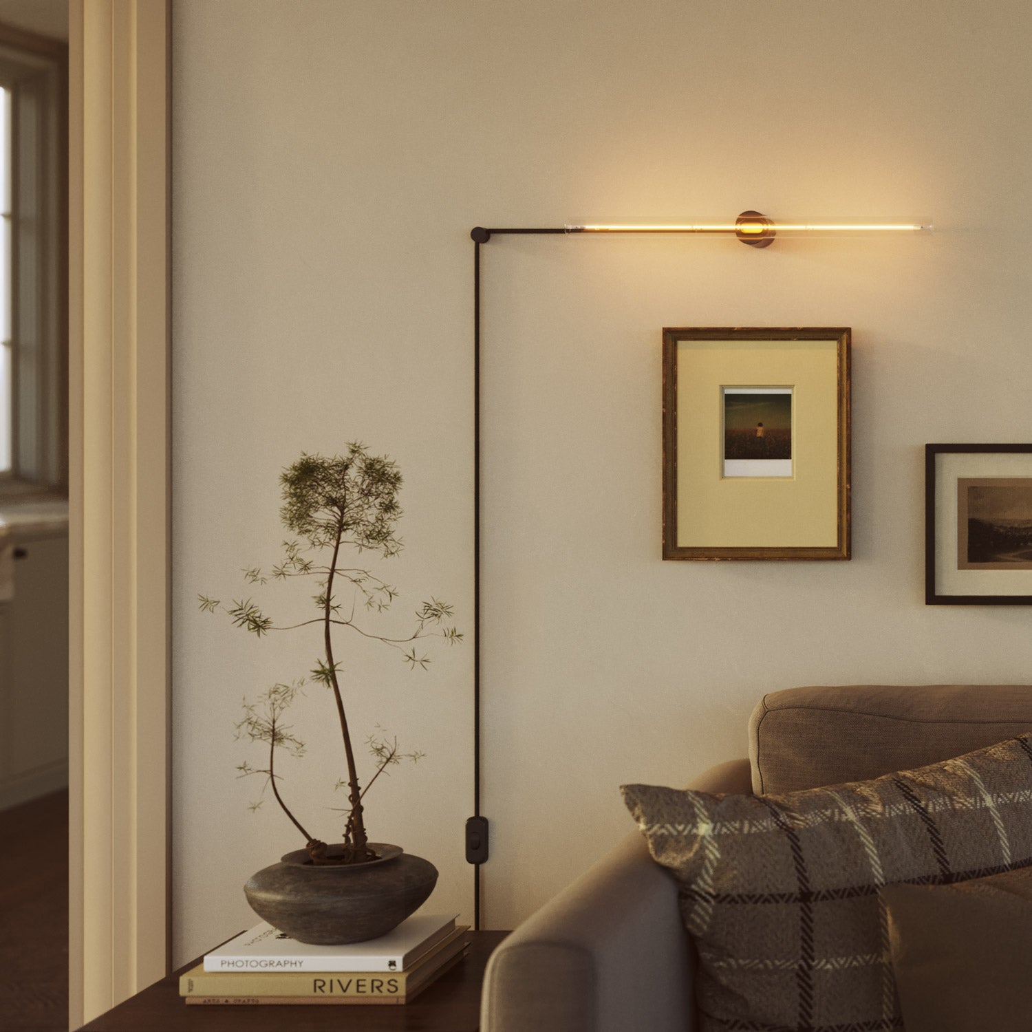 Lámpara enchufable Spostaluce Esse14 con portalámparas S14d - Negra