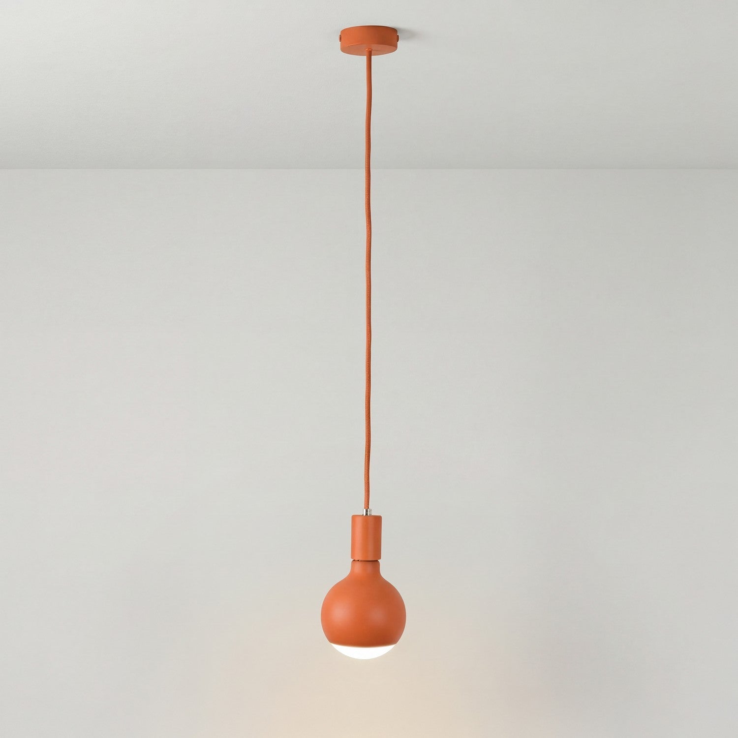 Filotto Metallico red pendant with E27 socket