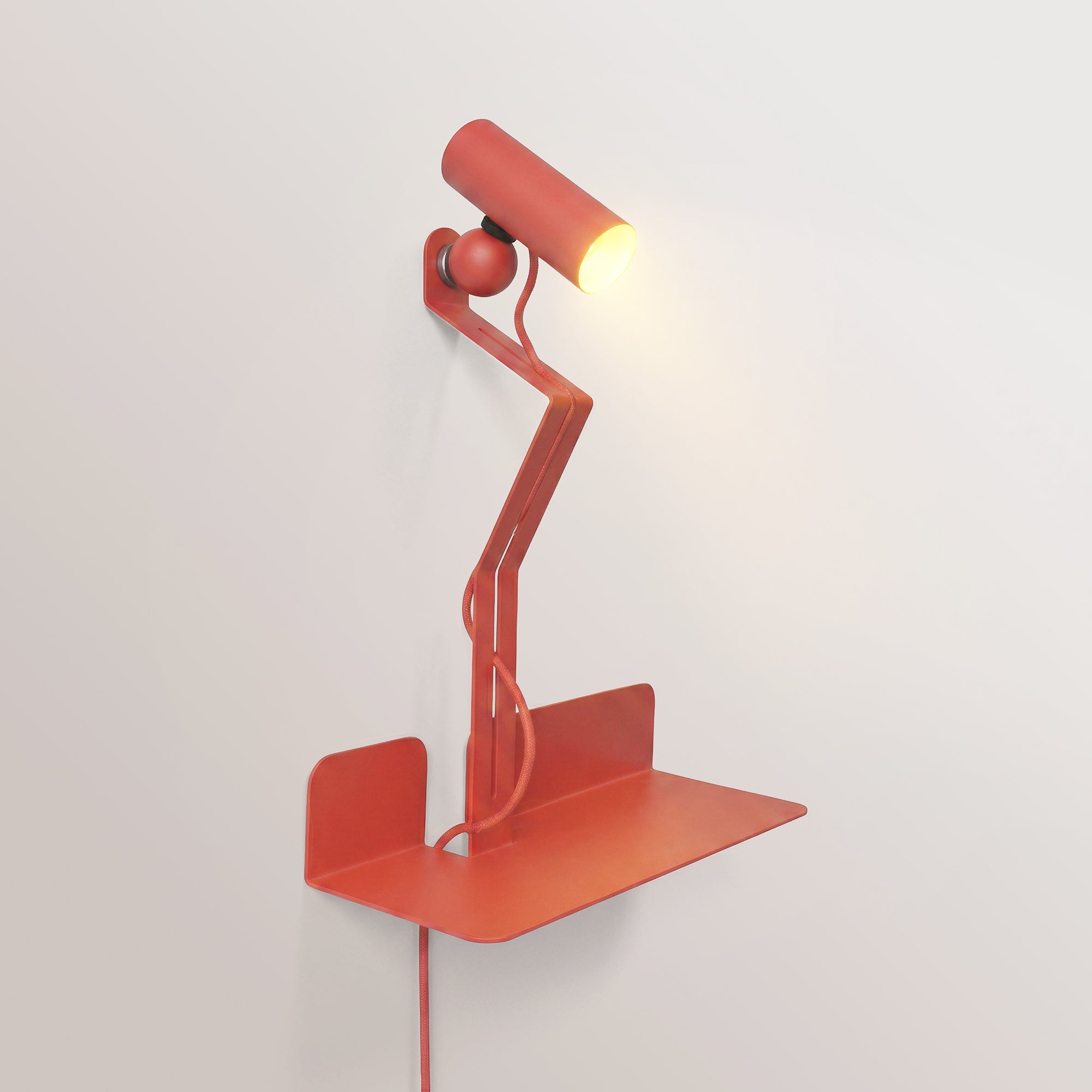 Lampada da parete con mensola e faretto magnetico orientabile - Murio Tubo - Rosso - Creative Cables