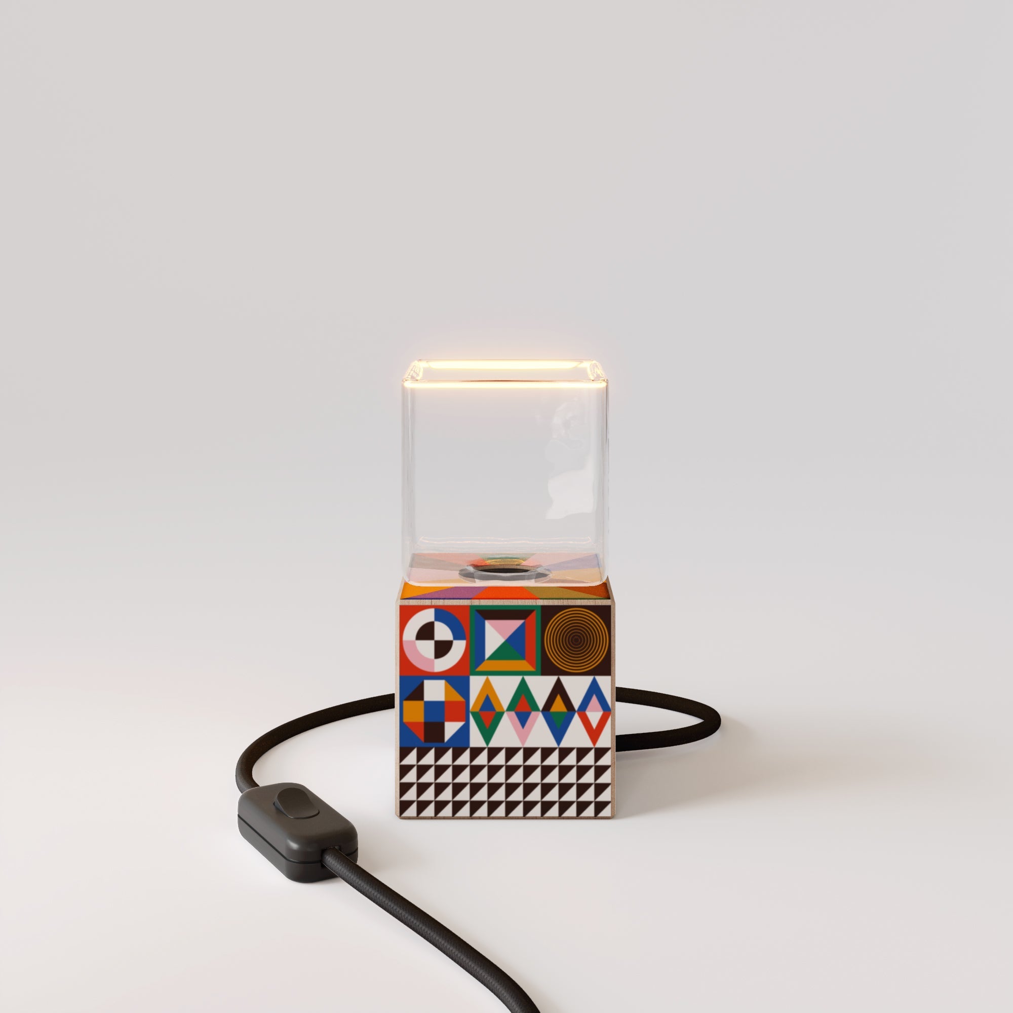 Lampada da tavolo Cubetto con lampadina Ghost - PosterLad - Creative Cables