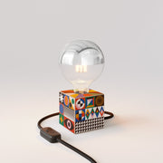 Lampada da tavolo Cubetto con lampadina globo mezza sfera argento - PosterLad - Creative Cables
