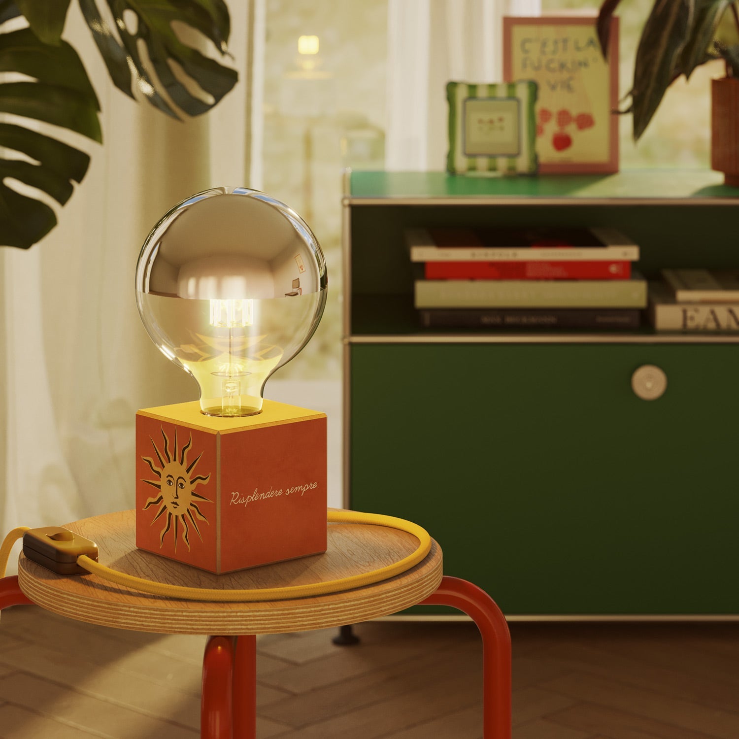 Lampada da tavolo Cubetto "Il sole" con spina inglese e lampadina globo mezza sfera argento - Santomanifesto