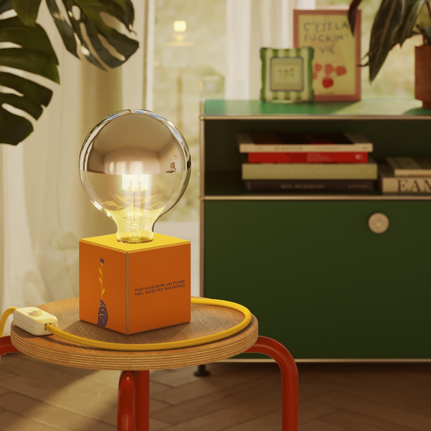 Lampada da tavolo Cubetto "Può nascere un fiore" con spina inglese e lampadina globo mezza sfera argento - Santomanifesto